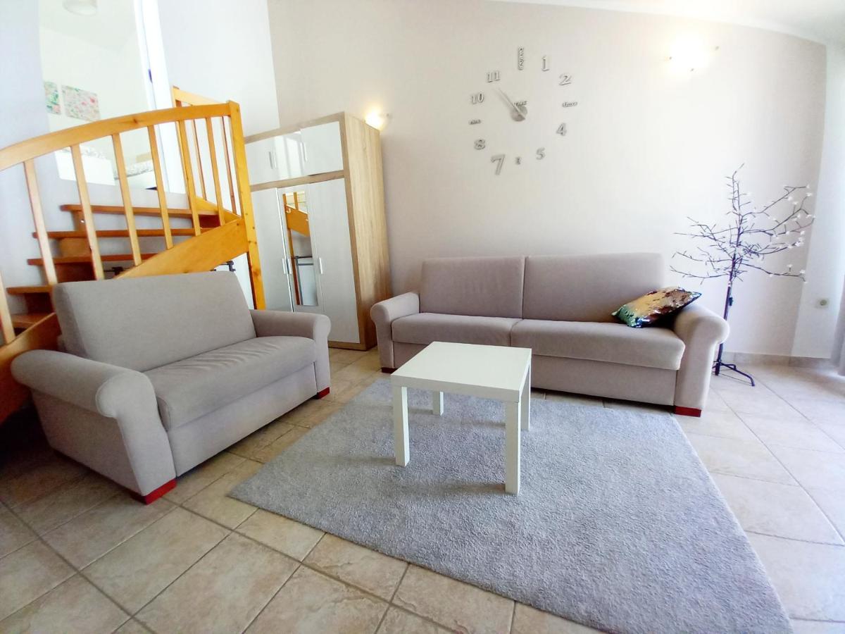 Apartment Karlo Medulin Eksteriør bilde
